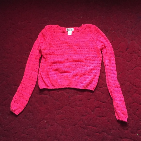 Knitted-Pink Long Sleeved Crop Top
