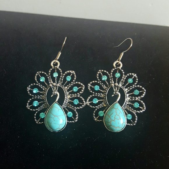 Devin Nicole's Designs Jewelry - Beautiful Turquoise Peacock Earrings NEW