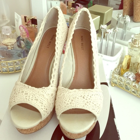Crochet Wedges,81/2M - Picture 1 of 4