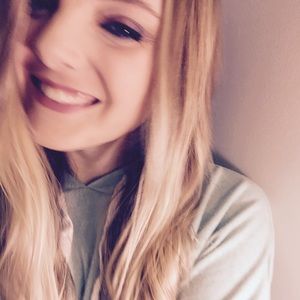 Meet your Posher, Michaela