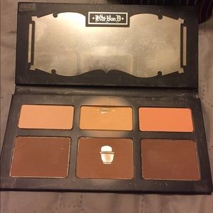 Kat Von D contour make up kit!