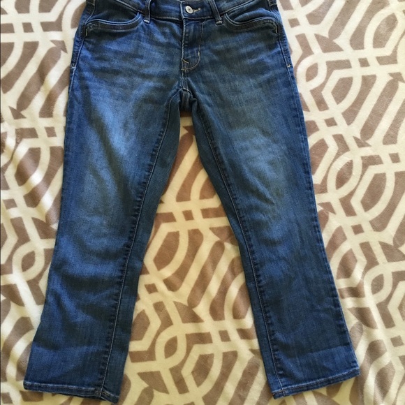 Old Navy cropped ankle jeans