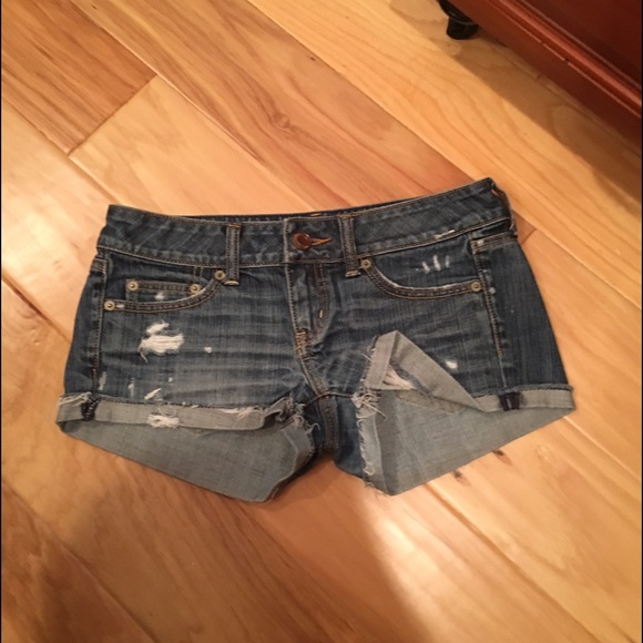 American Eagle Low Rise Denim Shorts