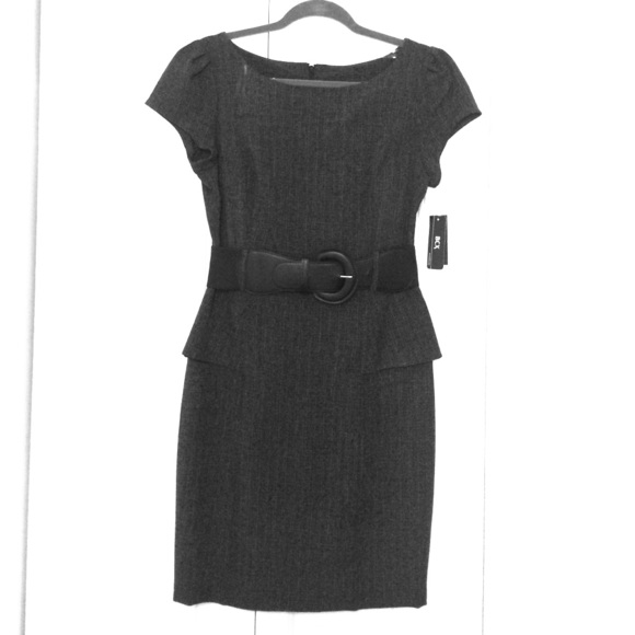 Knee length dress with belt, gray new