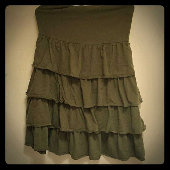 Tiered skirt