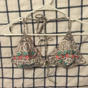 🌸DEAL FOR 3HRS ONLY🌸 Billabong bikini top