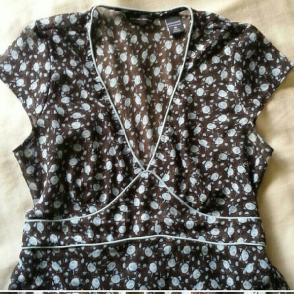 New York & Company Tops - Vintage Style Floral Blouse NWOT