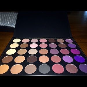 Morphe Plum Eyeshadow Palette NEW