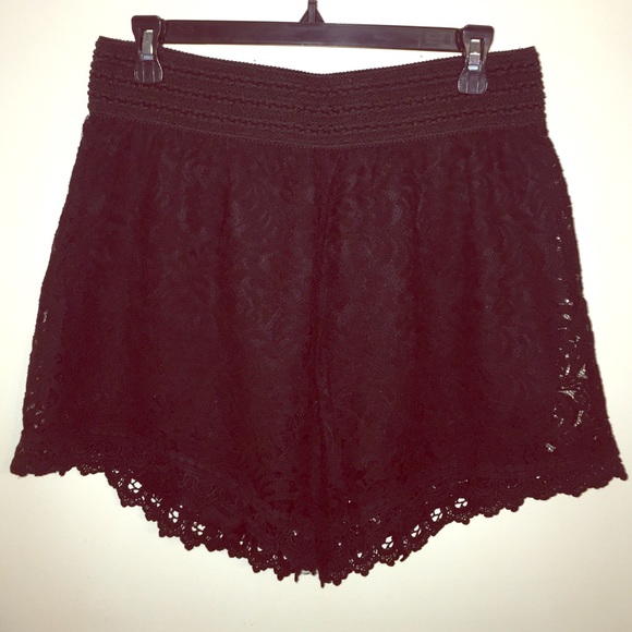 Black Lace Shorts!