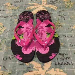 NWT Summer Flip Flops