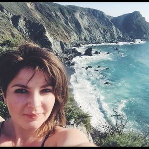 Meet your Posher, Andrea