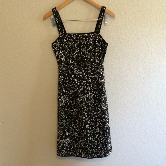 Ann Taylor Dresses & Skirts - Ann Taylor Dress