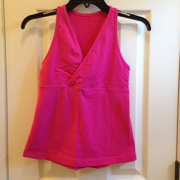 Lululemon pink workout tank top