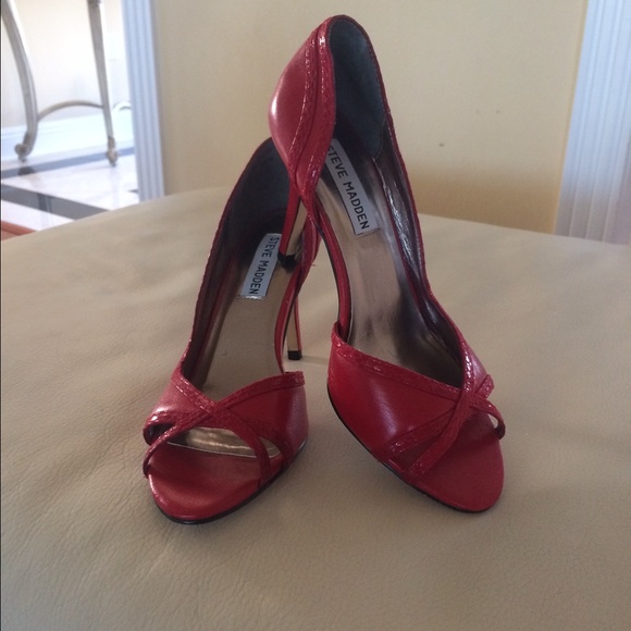 Steve Madden Red Peep Toes Heels