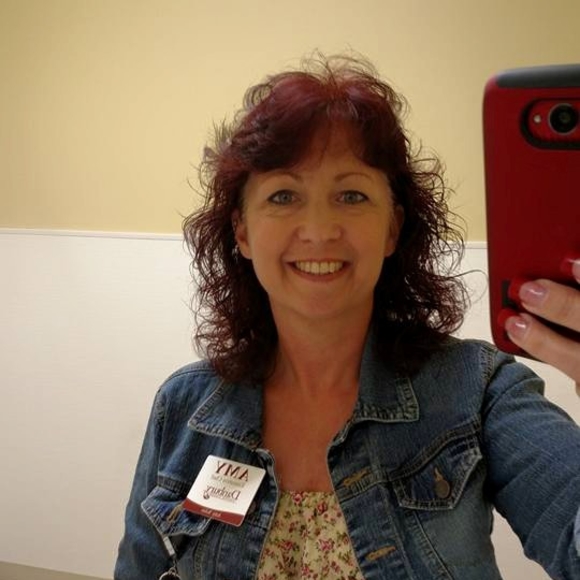 Meet your Posher, Amy