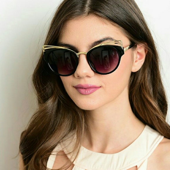 Accessories - Catty shades