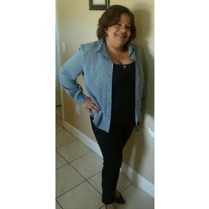 Meet your Posher, Mayra