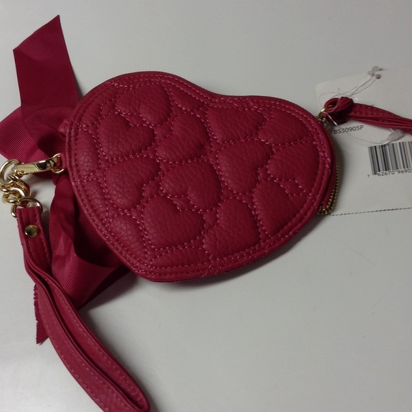 Betsey Johnson Leather Magenta Heart Zip Coinpurse - Picture 3 of 3