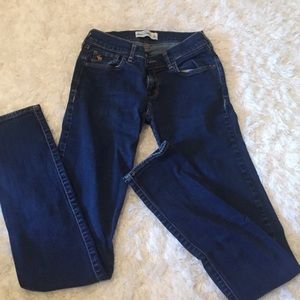 Juniors Abercrombie straight leg jeans
