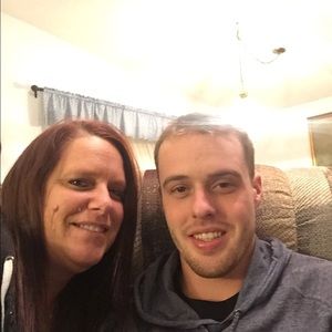 Meet your Posher, Debi