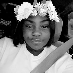 Meet your Posher, Jade