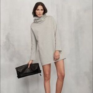 ❌ SOLD 🎉 Reformation Greenland Dress