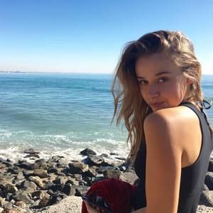 Meet your Posher, Alisa