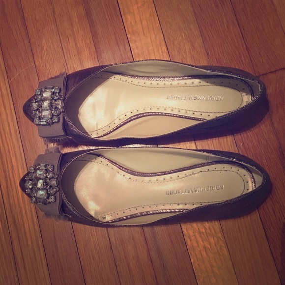 ADRIENNE VITTADINI FLATS