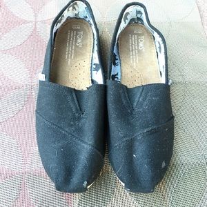TOMS