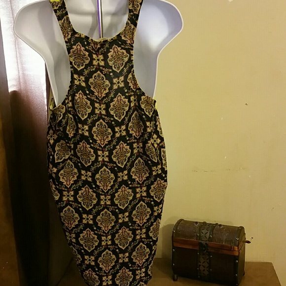 🚫SOLD🚫 Gimmicks top size Small - Picture 2 of 2