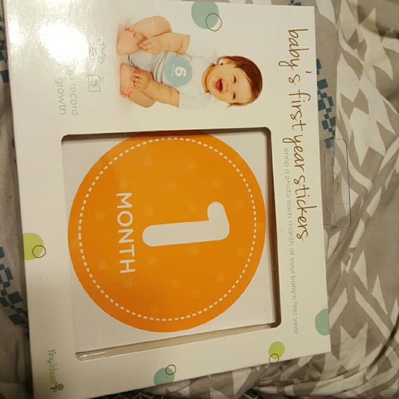 Baby month stickers - Picture 1 of 1