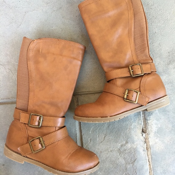 Girls tall brown boots Clearance
