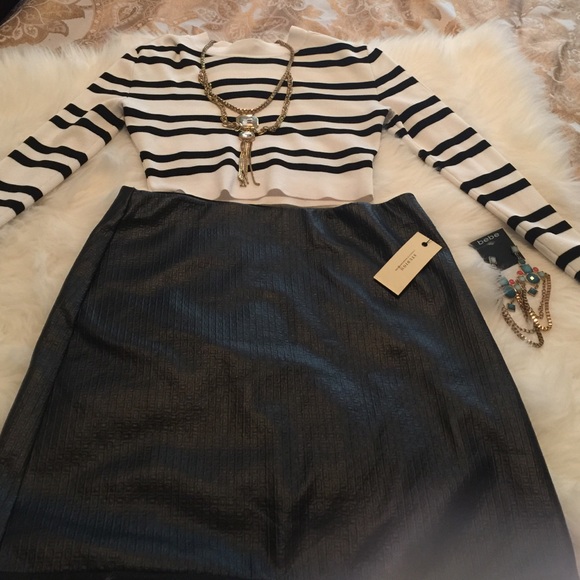 STUDIO M SKIRT