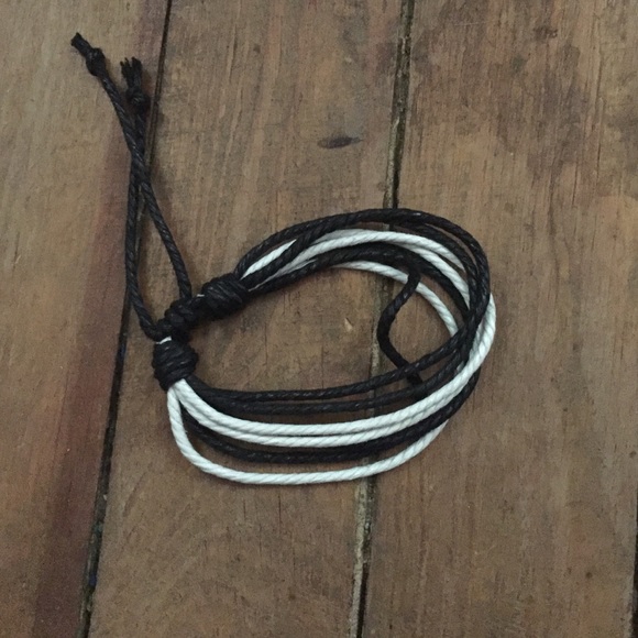 Bracelet - Picture 1 of 1