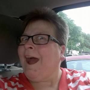 Meet your Posher, Tina