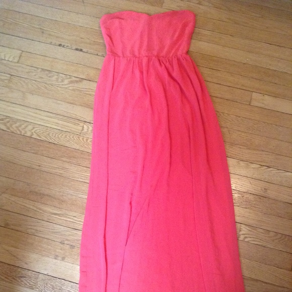 Pink formal dress - Picture 2 of 4