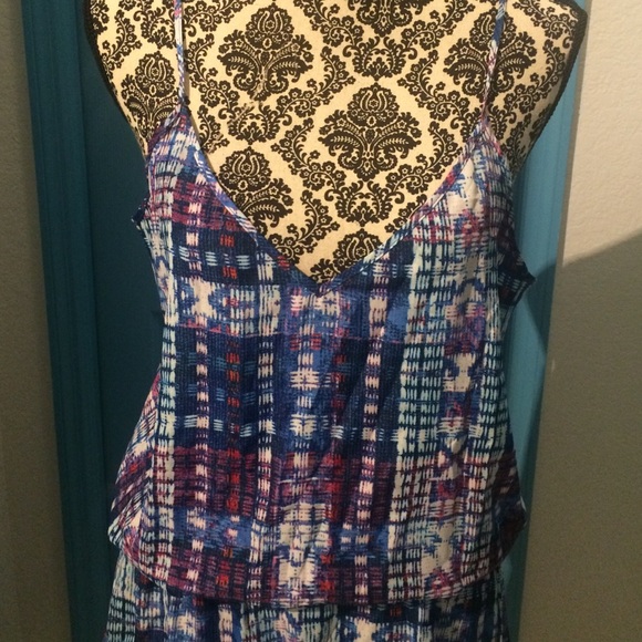 Dress - Picture 3 of 4