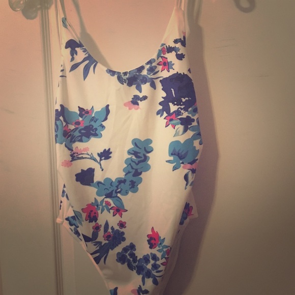New/never worn Swimsuit/bodysuit