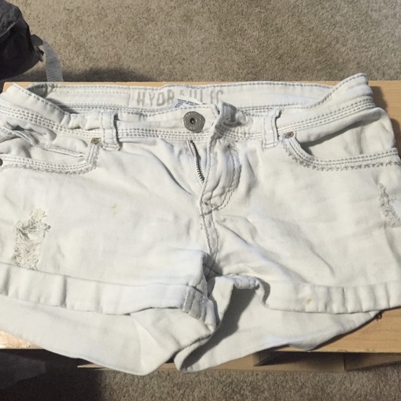 Hydraulic white shorts