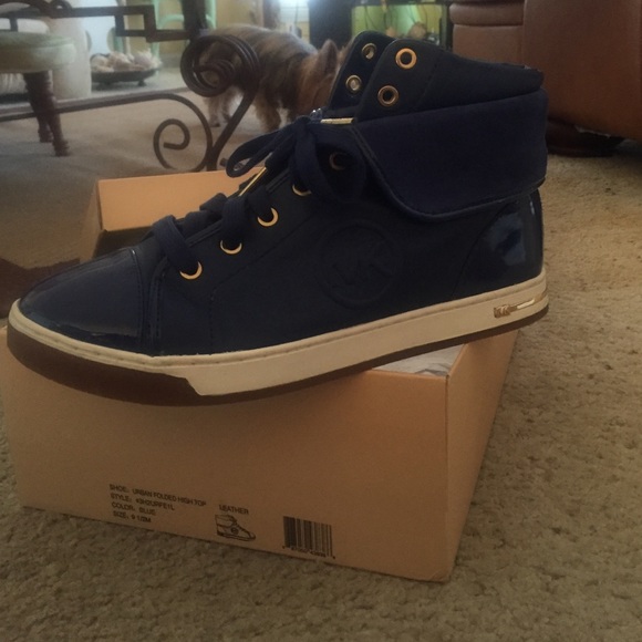 Michael Kors Navy Shoes 9.5