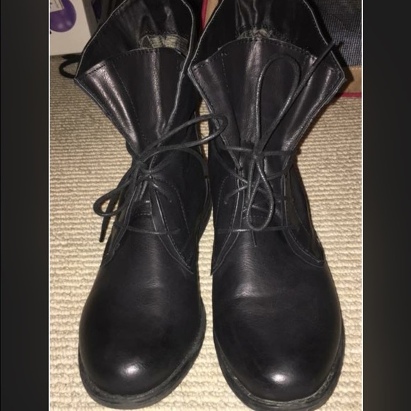 Sketchers combat boots