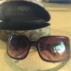 Coach Sunglasses !! Super Cute