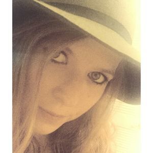 Meet your Posher, Julianne