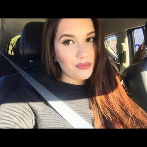 Meet your Posher, Angela