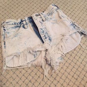 Acid Wash Wrangler High Rise Shorts XS/ Size 0-1