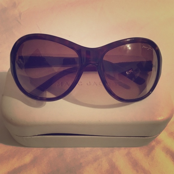 MARC JACOBS SUNGLASSES