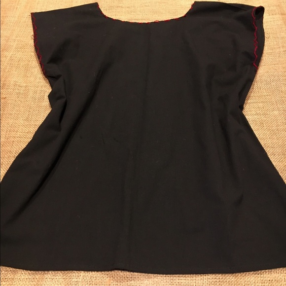 ☀️HP🌵Embroidered Frida Top NWOT - Picture 3 of 4