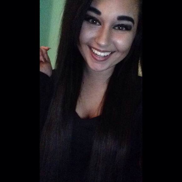 Meet your Posher, Sabrina