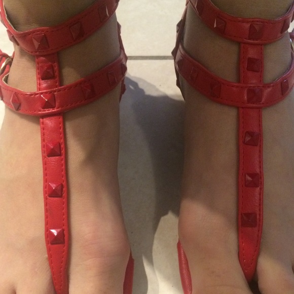 Red Sandals - Picture 3 of 3