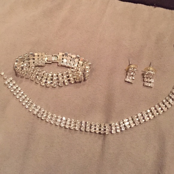 Bridal set